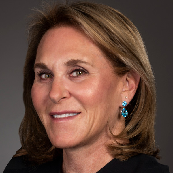 Expert profile image of Susan Crown, Independent Director - Board of Directors